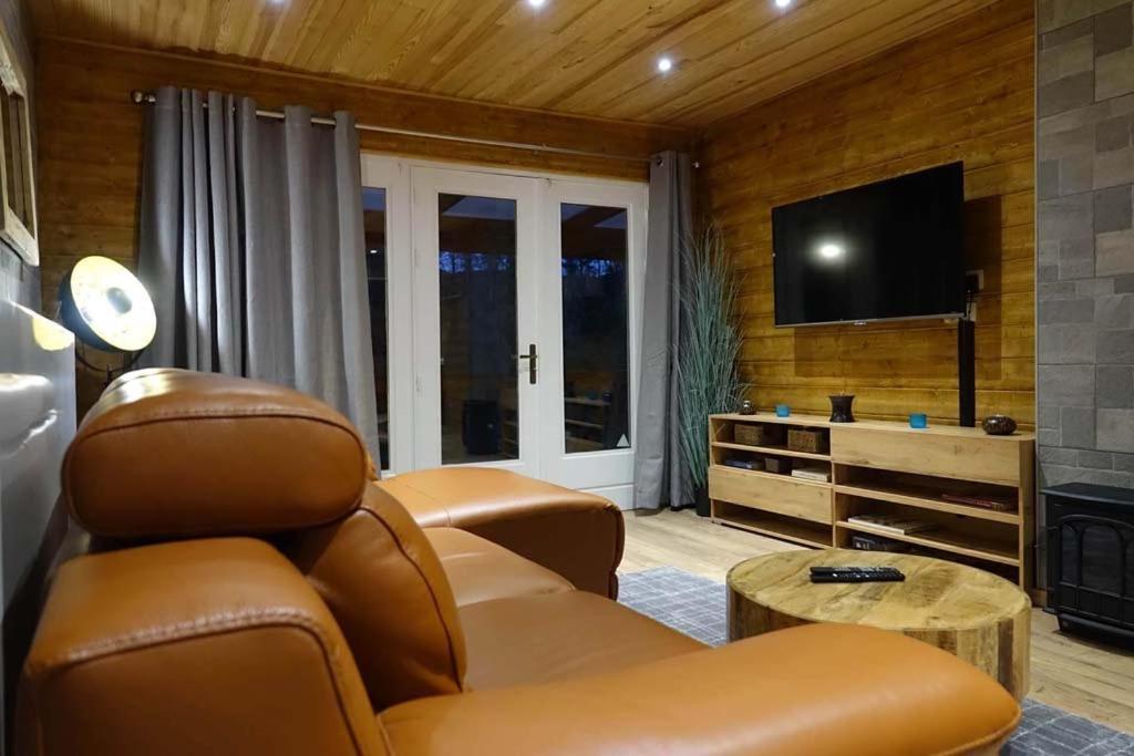 Le Chalet De Hermeton Hastiere-par-dela エクステリア 写真